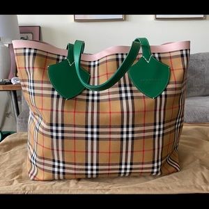 Large giant reverse tote